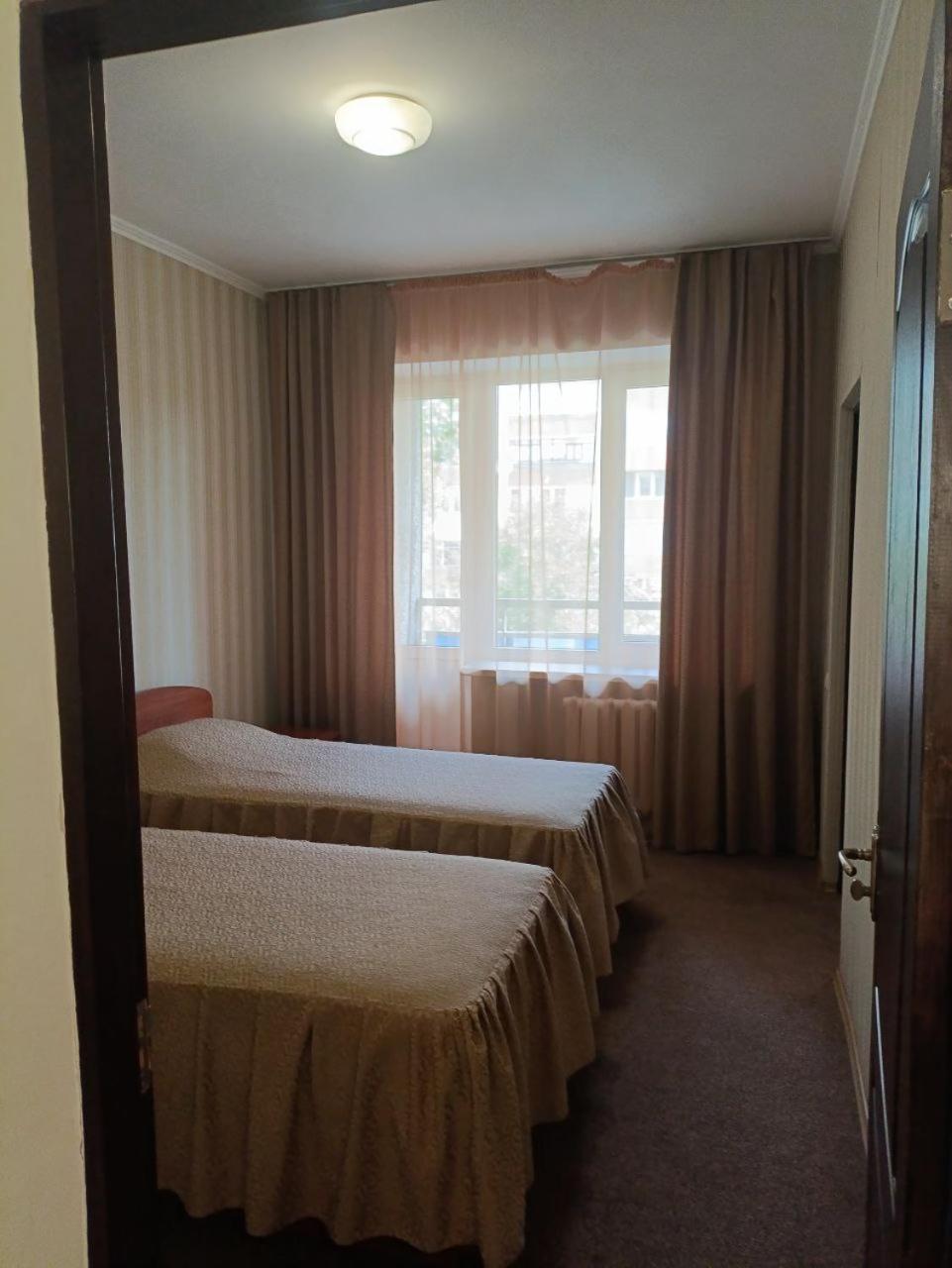 Kremin Hotel Кременчуг Экстерьер фото