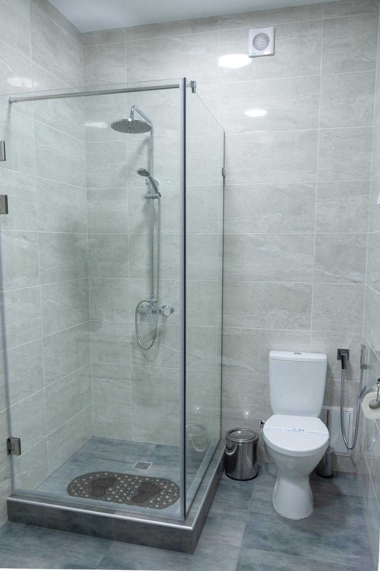 Kremin Hotel Кременчуг Экстерьер фото