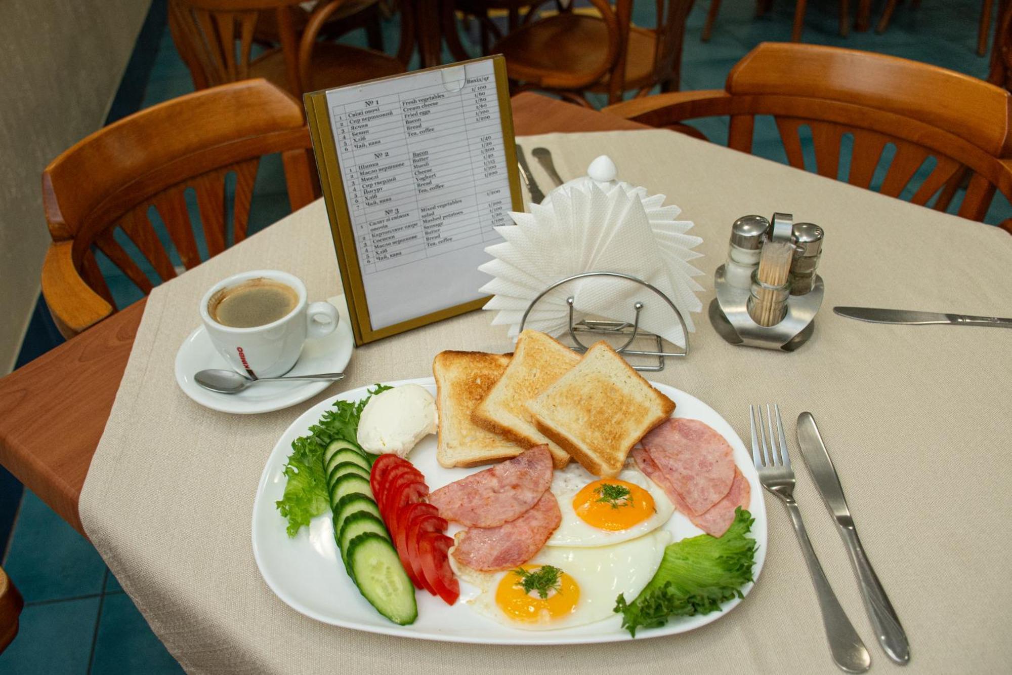 Kremin Hotel Кременчуг Экстерьер фото