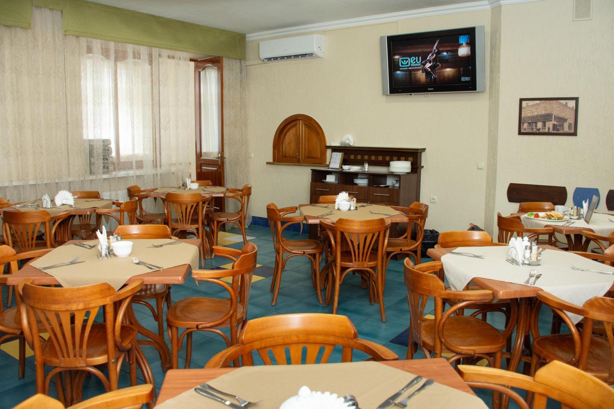 Kremin Hotel Кременчуг Экстерьер фото