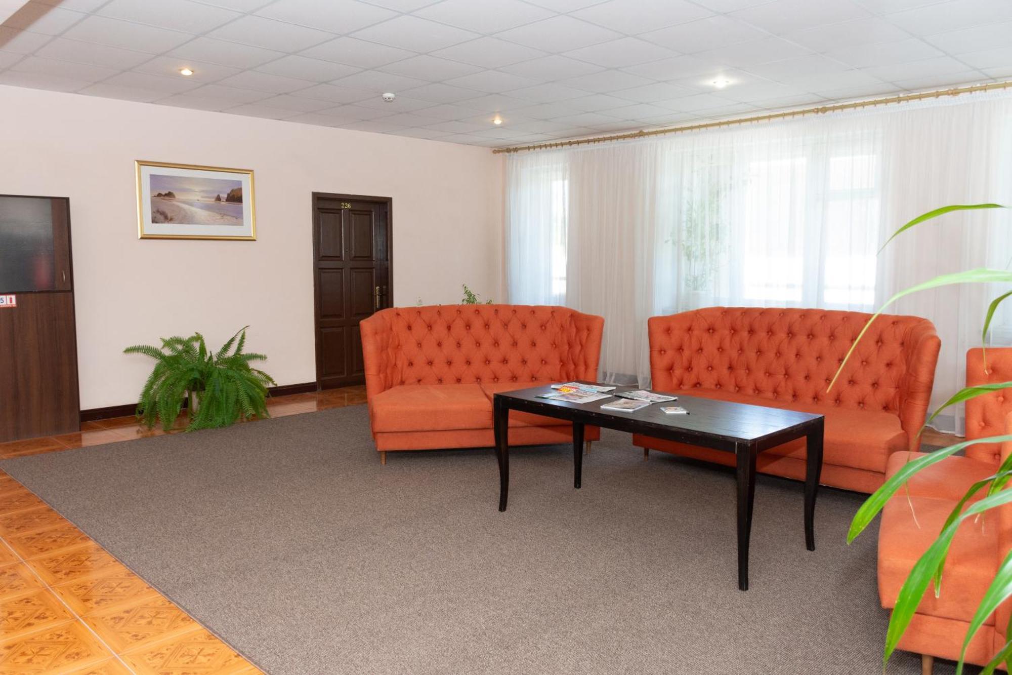 Kremin Hotel Кременчуг Экстерьер фото